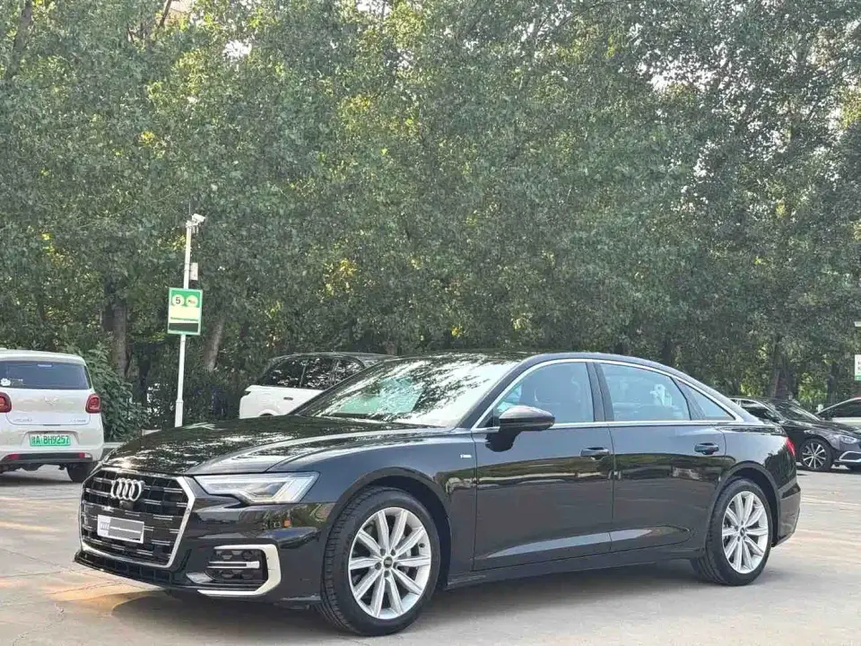 Audi A6L 45 TFSI Premium Sport 2025
