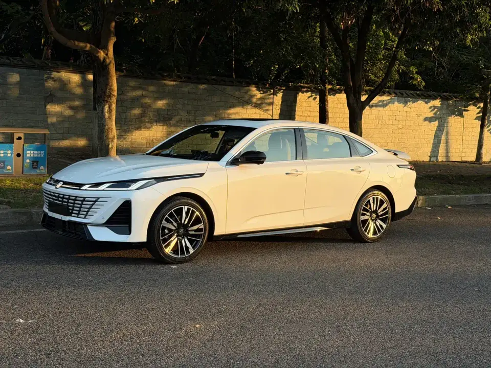 Changan Eado Model Year Facelift 1.5T 500Bar Premium Edition 2025