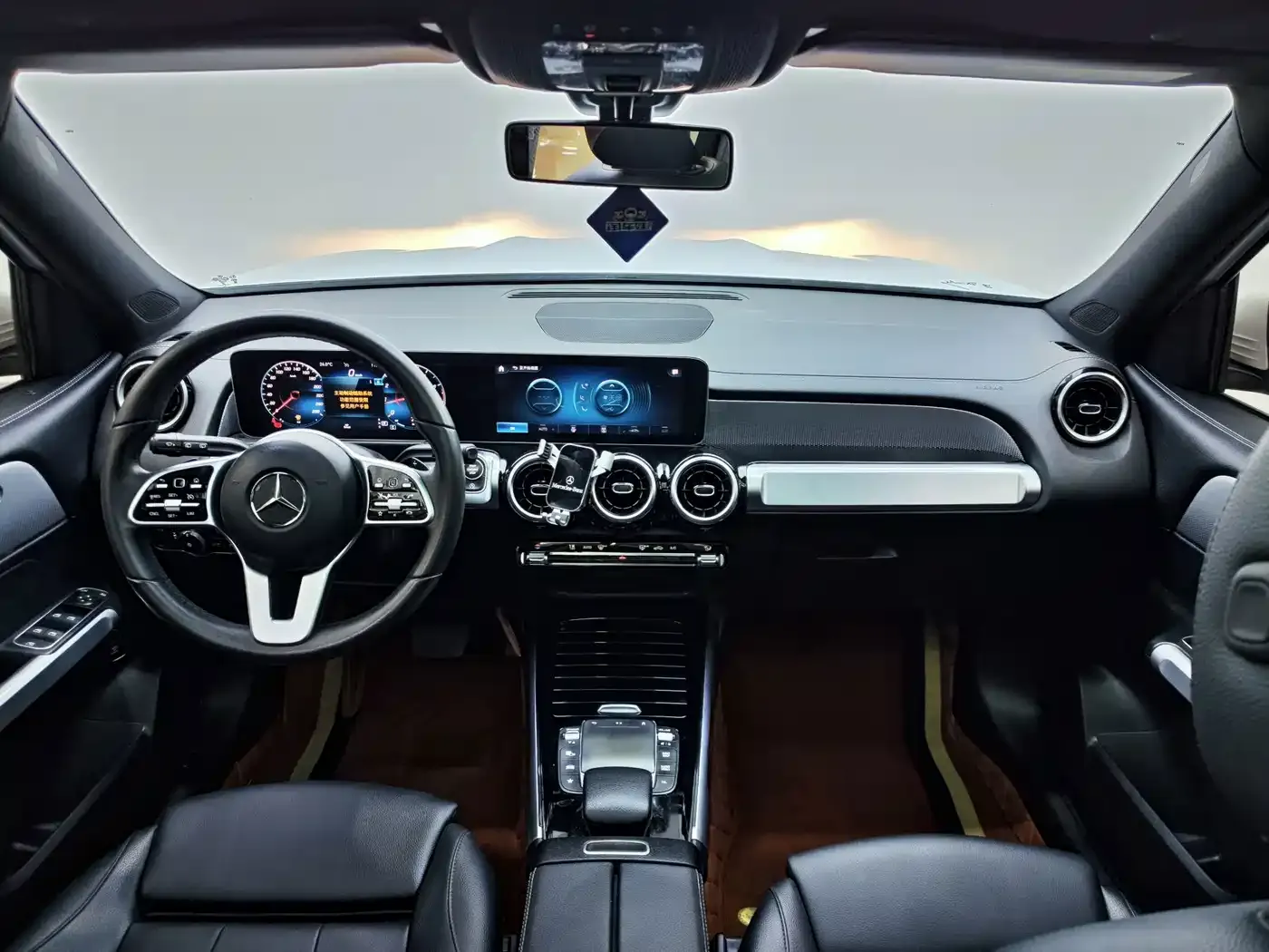 Mercedes-Benz GLB-Class GLB 180 Dynamic 2020 — фото 13
