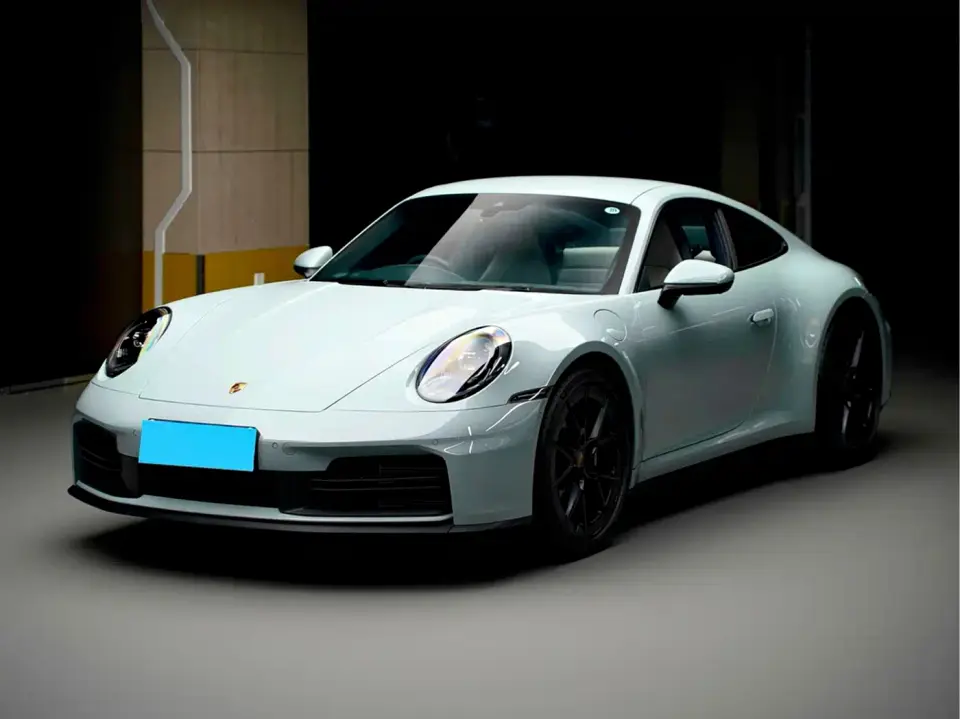 Porsche 911 Carrera 3.0T 2025