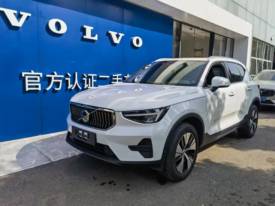 Volvo XC40 B3 Smart Elite Luxury Edition 2024