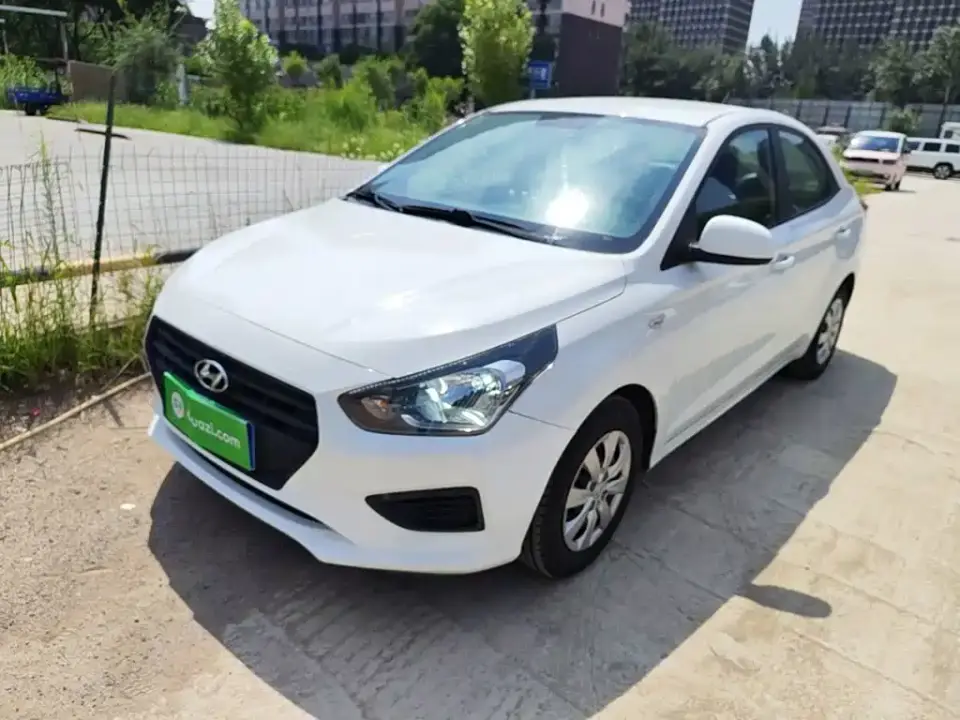 Hyundai Verna 1.4L Manual Renewal Edition China VI 2019