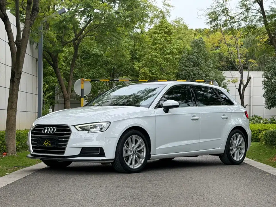 Audi A3 Sportback 35 TFSI Progressive Type China VI 2021