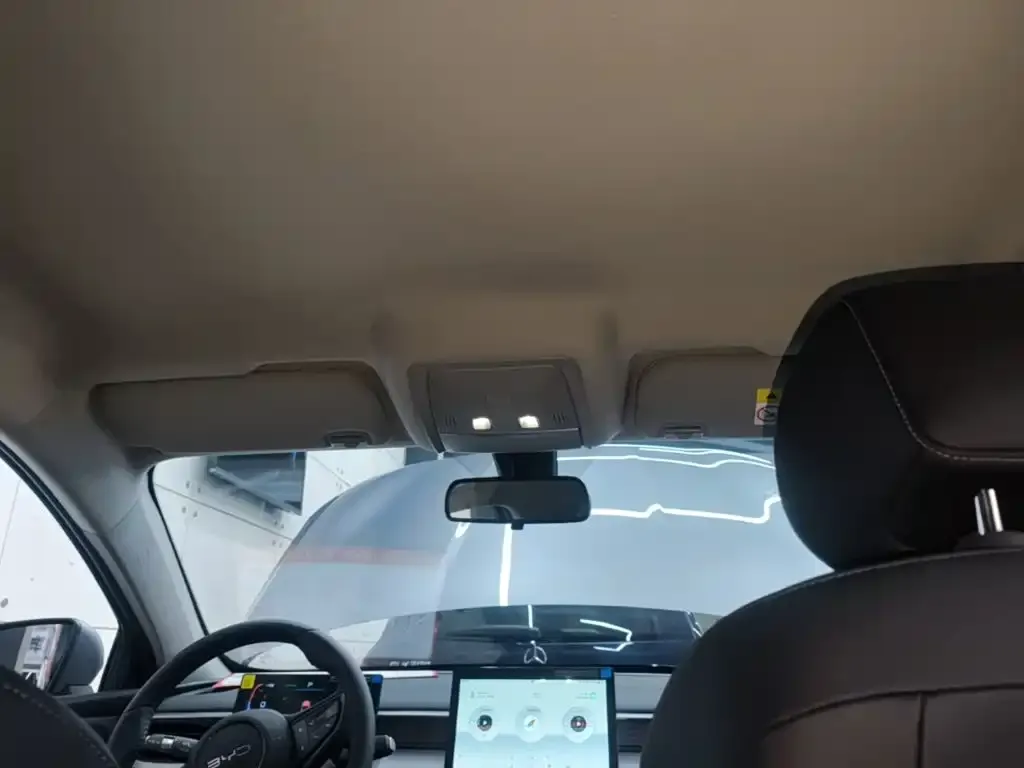 BYD Hai Bao 05 DM-i DM-i 128KM Luxury 2026 — фото 18