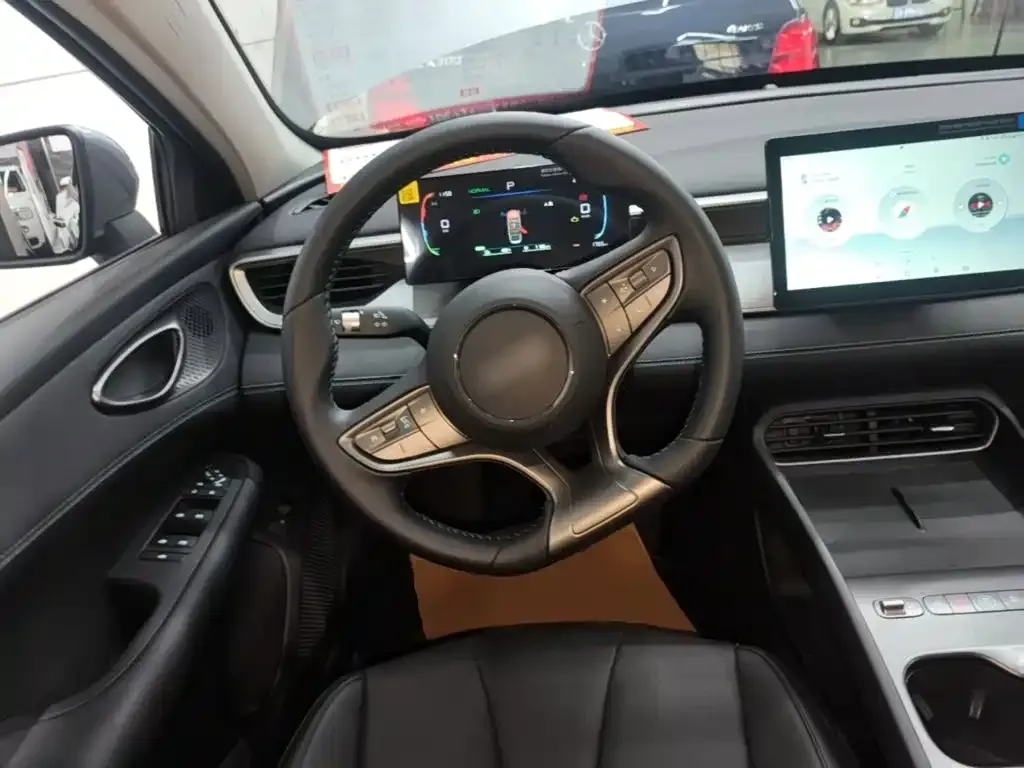 BYD Hai Bao 05 DM-i DM-i 128KM Luxury 2026 — фото 11