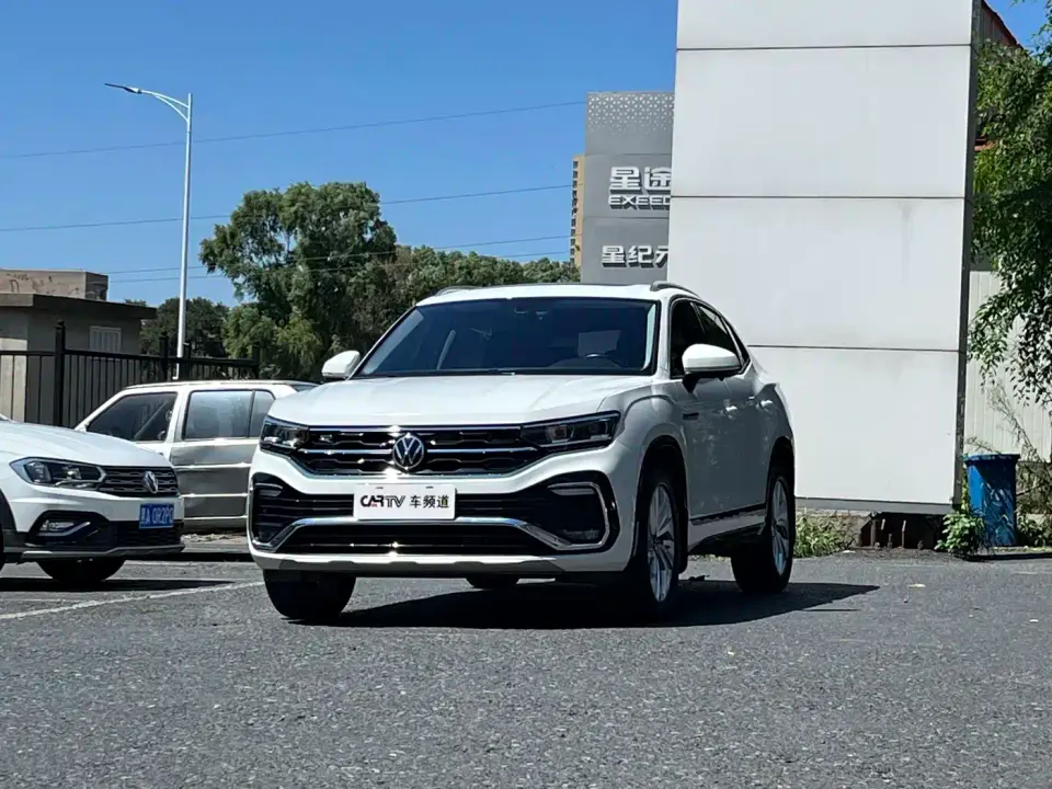 Volkswagen Tayron X 330TSI 2WD Premium Smart Edition 2021
