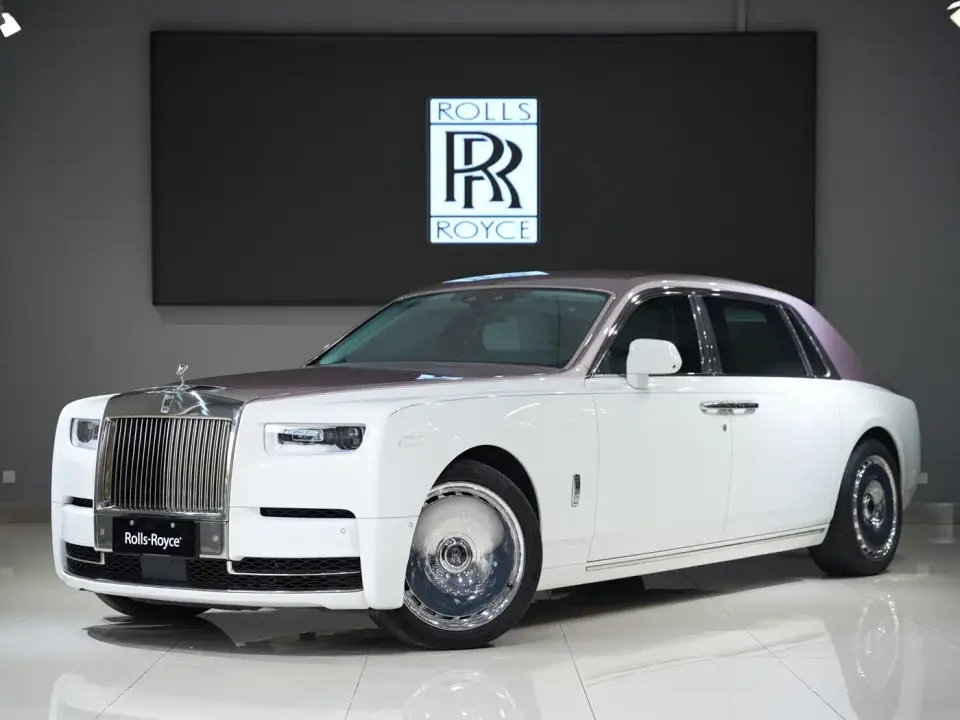 Rolls-Royce Phantom 6.7T Long Wheelbase Version 2021