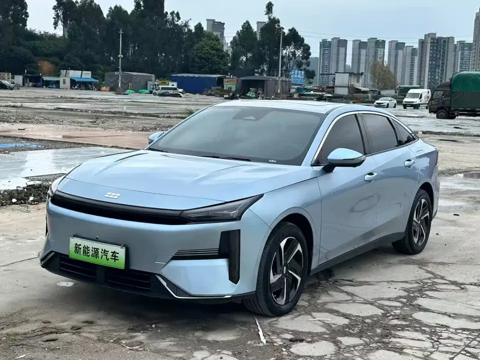 Geely Galaxy Galaxy L6 EM-i 140km Starship Edition 2025