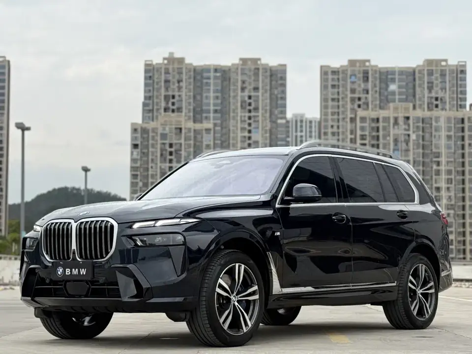 BMW X7 xDrive40i Exclusive M Sport Package 2025