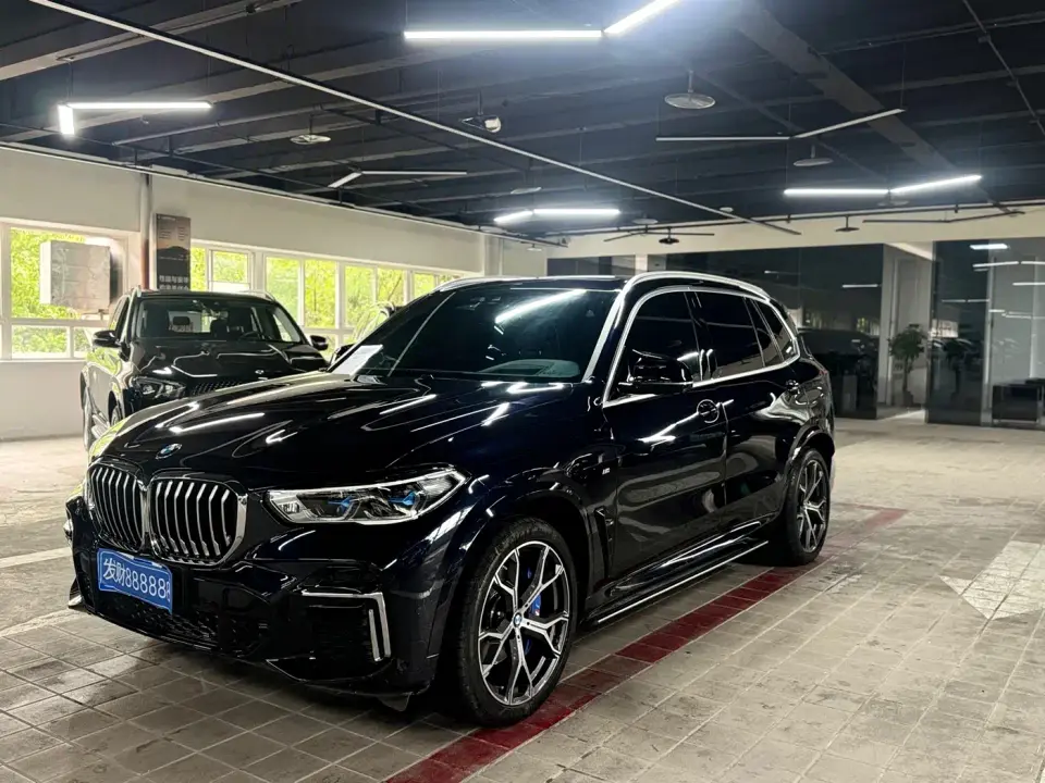 BMW X5 Model xDrive 40Li M Sport Package 2023