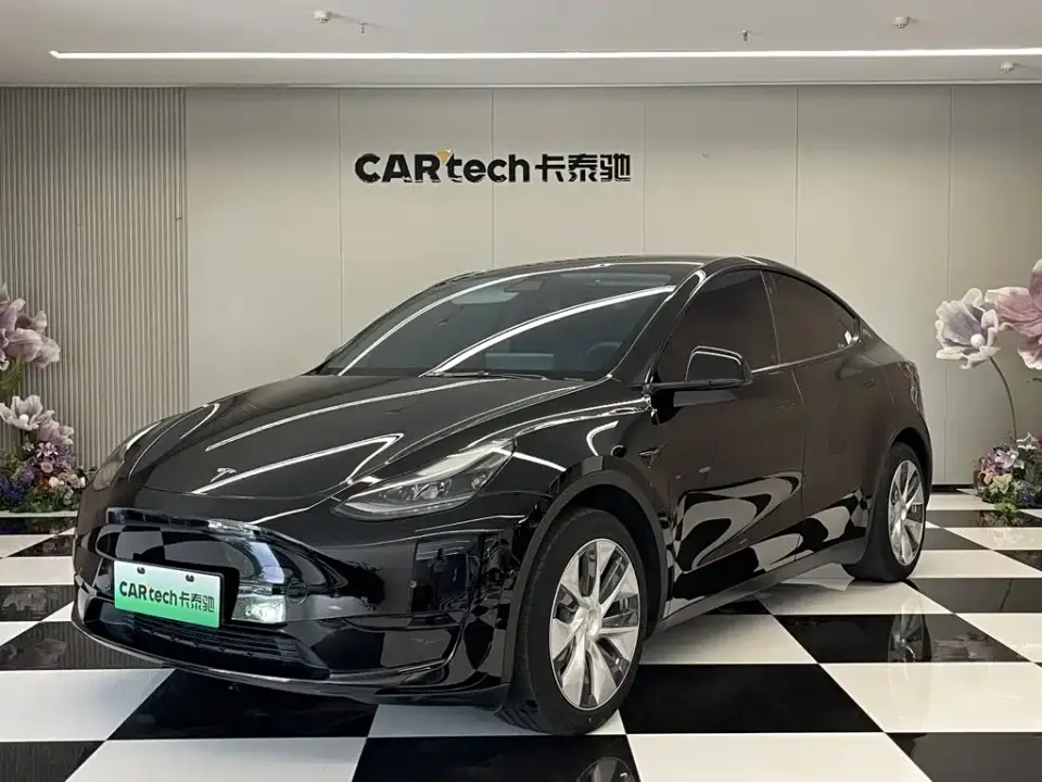 Tesla Model Y Facelift Rear-Wheel Drive Version 2023
