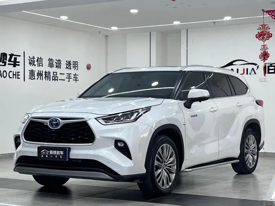 Toyota Highlander Model Dual Engine 2.5L 4WD Premium Edition 7-Seater 2022