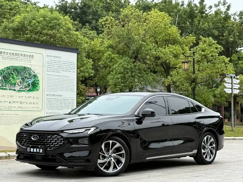Ford Mondeo Facelift EcoBoost 245 Premium 2022