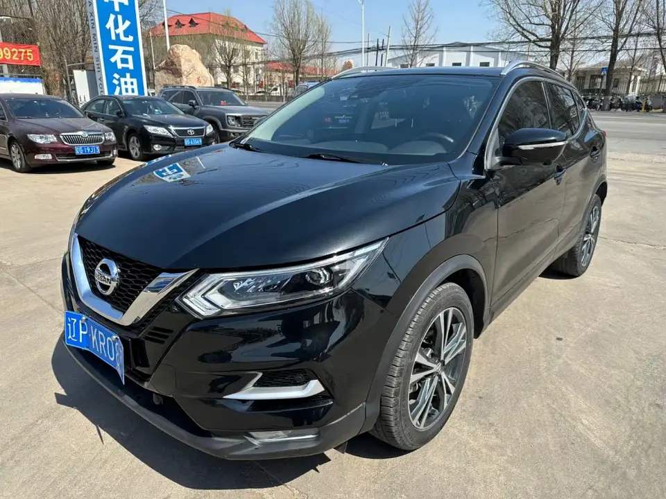 Nissan Qashqai 2.0L CVT Luxury Version 2022