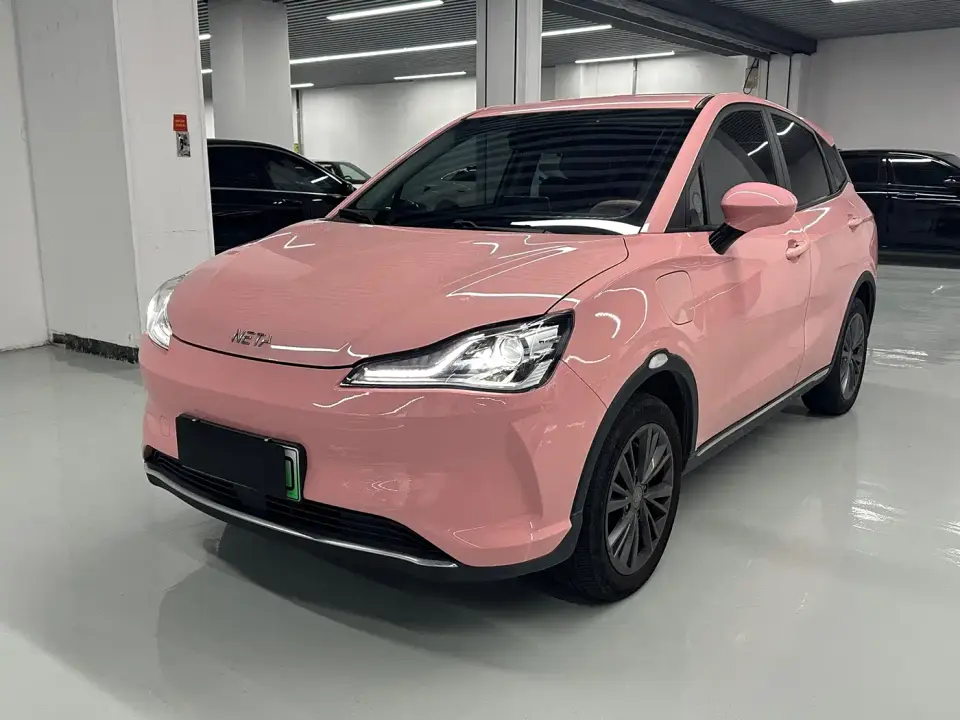 Neta Nezha V Trend 400 Lite Pink Custom Edition 2022