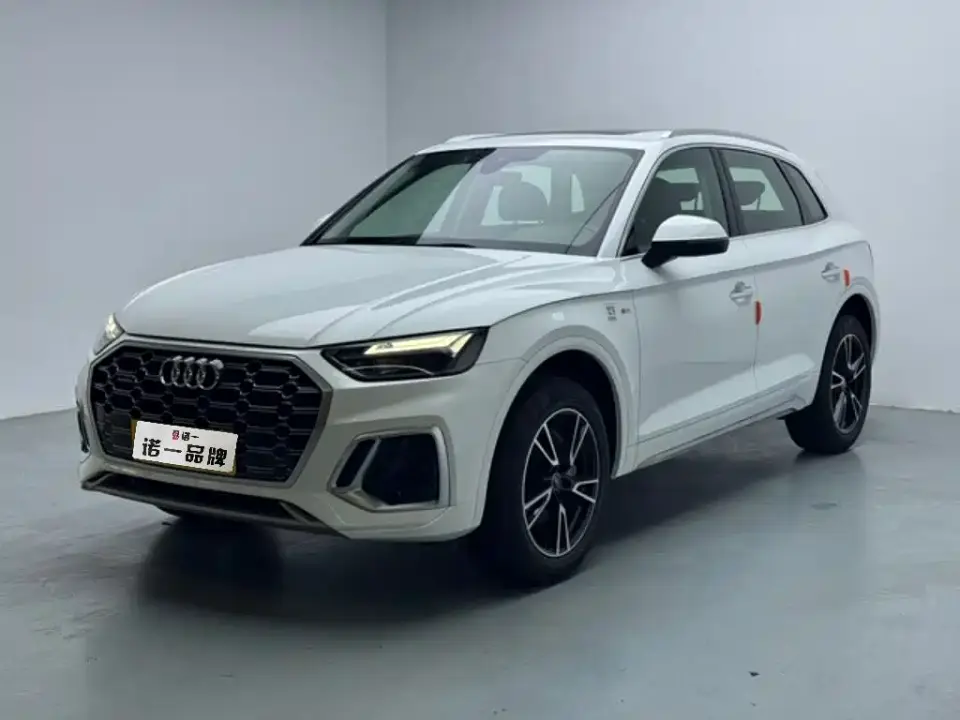 Audi Q5L Model 40 TFSI Fashion Dynamic 2025