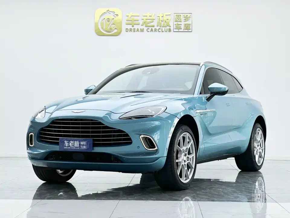 Aston Martin DBX 3.0T STRAIGHT-SIX 2022