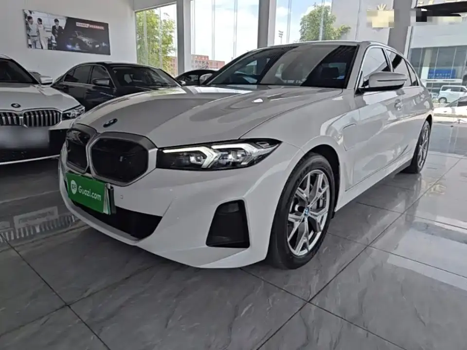 BMW i3 eDrive 35 L 2023
