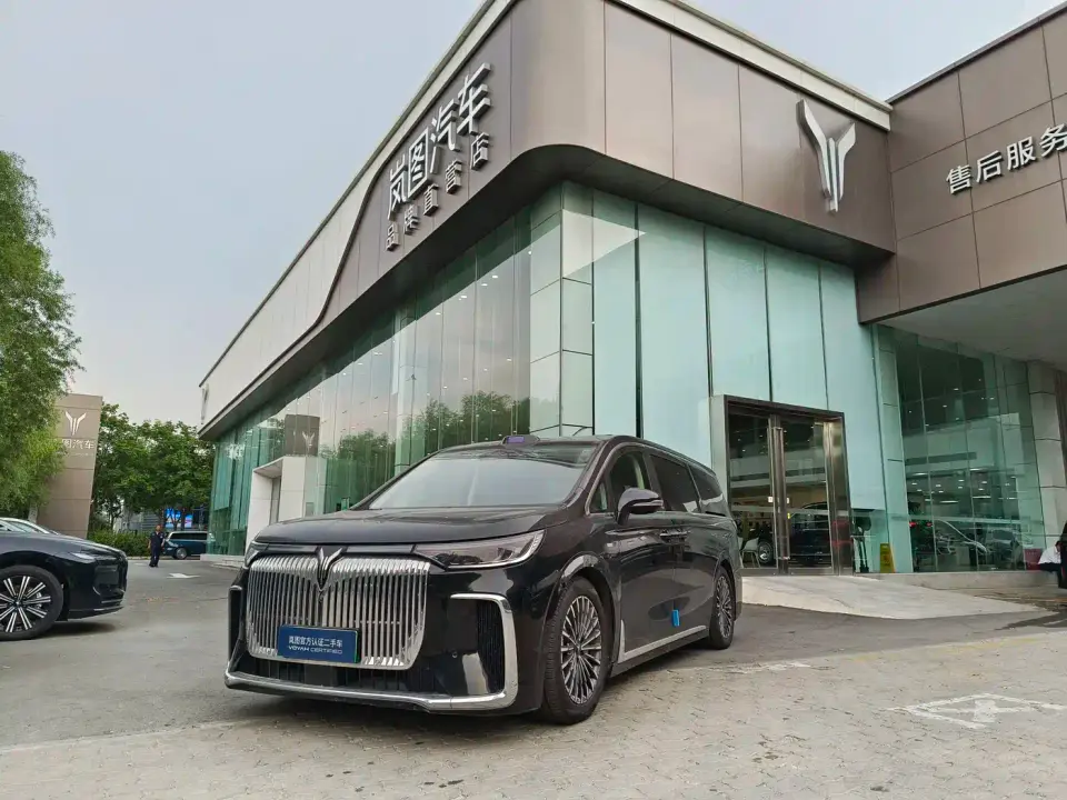 Voyah Auto Voyah Dreamer Model PHEV Basic Version 2025