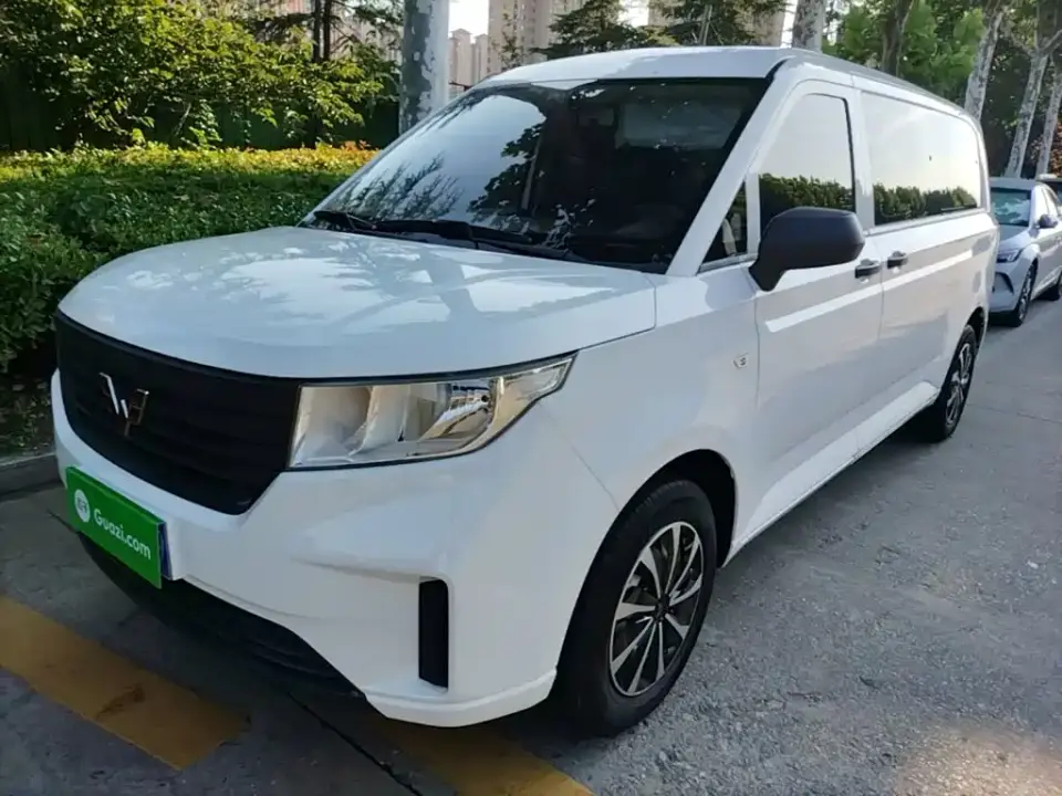 Wuling Motors Wuling Journey Model 1.5T Manual Comfort 2022