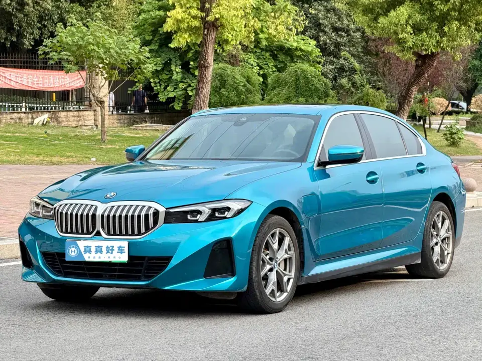 BMW i3 eDrive 35 L 2023