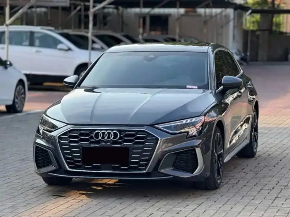 Audi A3 Facelift Sportback 35 TFSI Fashion Sport 2023