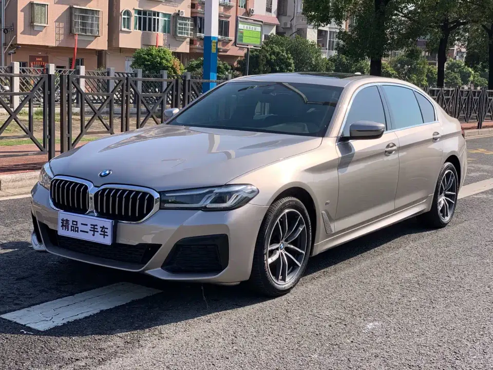 BMW 5 Series 525Li M Sport Package 2021