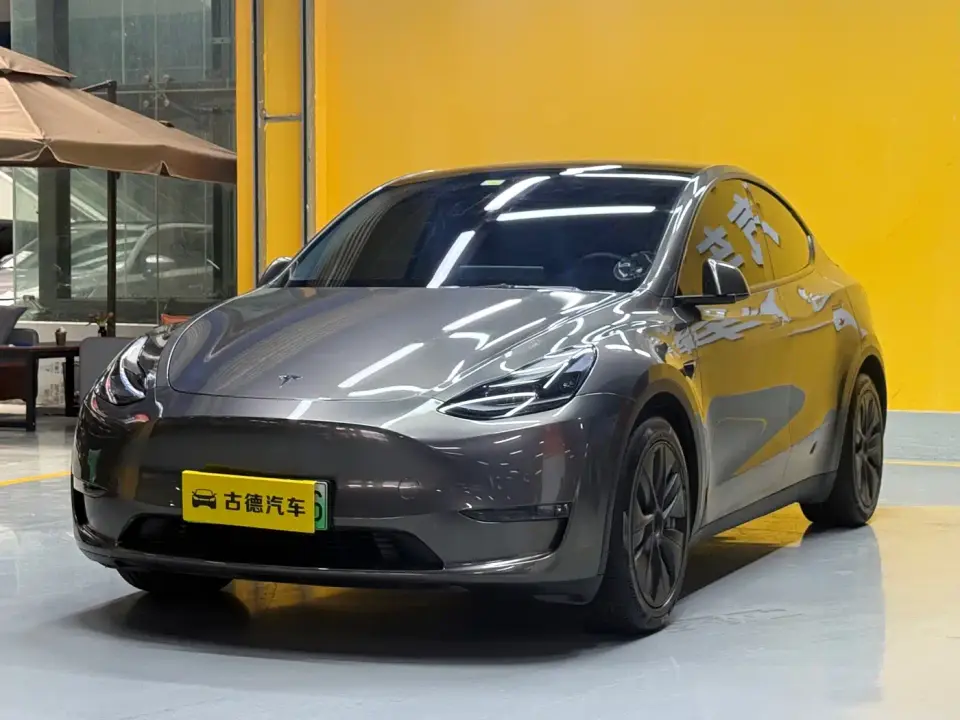 Tesla Model Y Standard Range Rear-Wheel Drive 2022