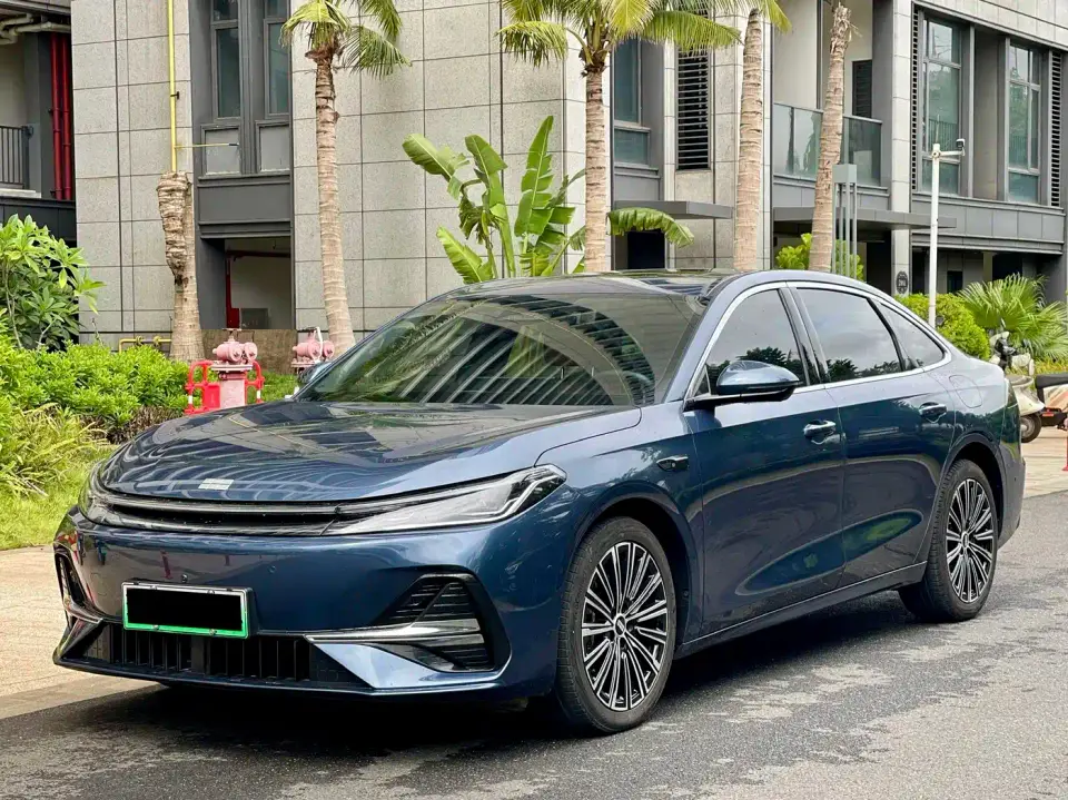Geely Galaxy Galaxy A7 EM-i 2025