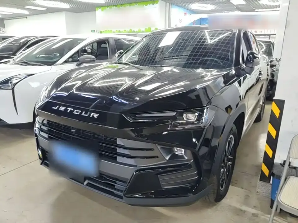 Jetour Dasheng 1.5T DCT Luxury Edition 2025