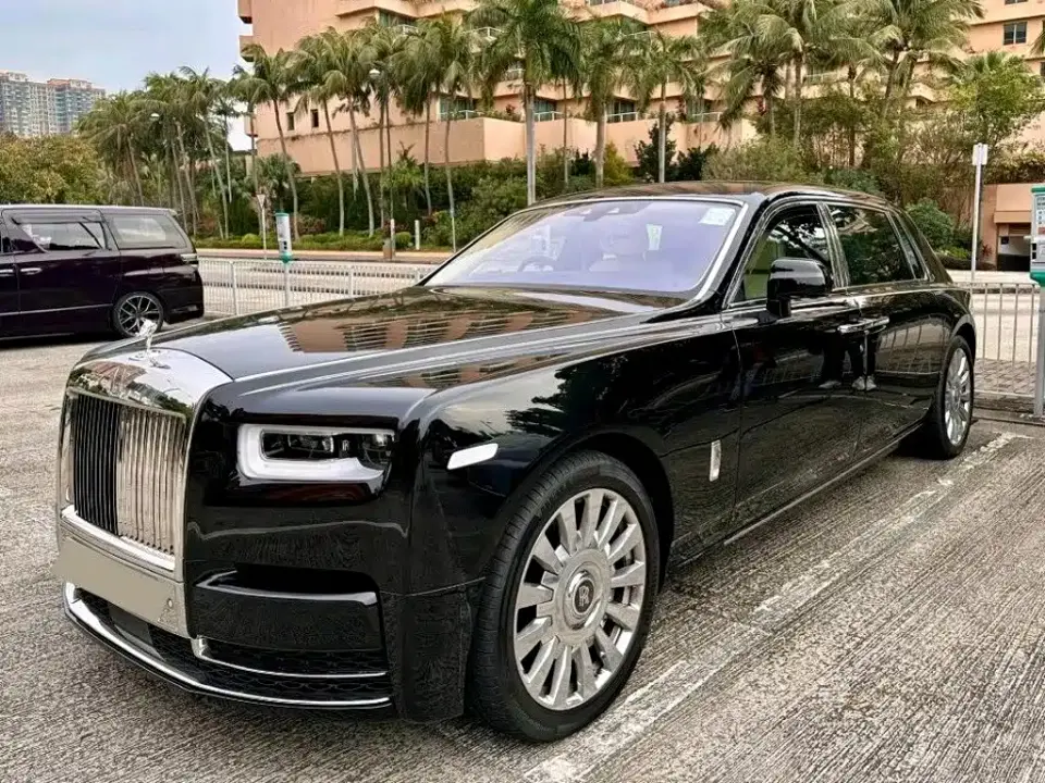 Rolls-Royce Phantom 6.7T Long Wheelbase Version 2021