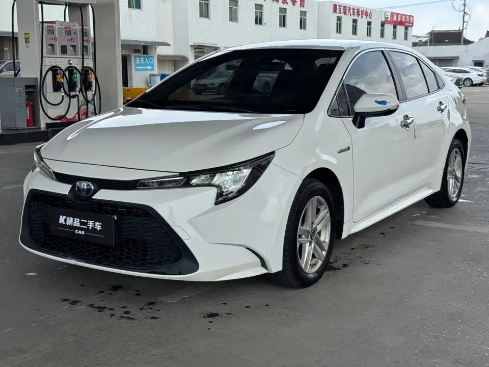 Toyota Levin Dual Hybrid 1.8H E-CVT Leading Edition 2021