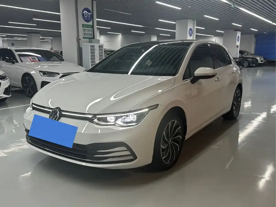 Volkswagen Golf 280TSI DSG Pro 2025