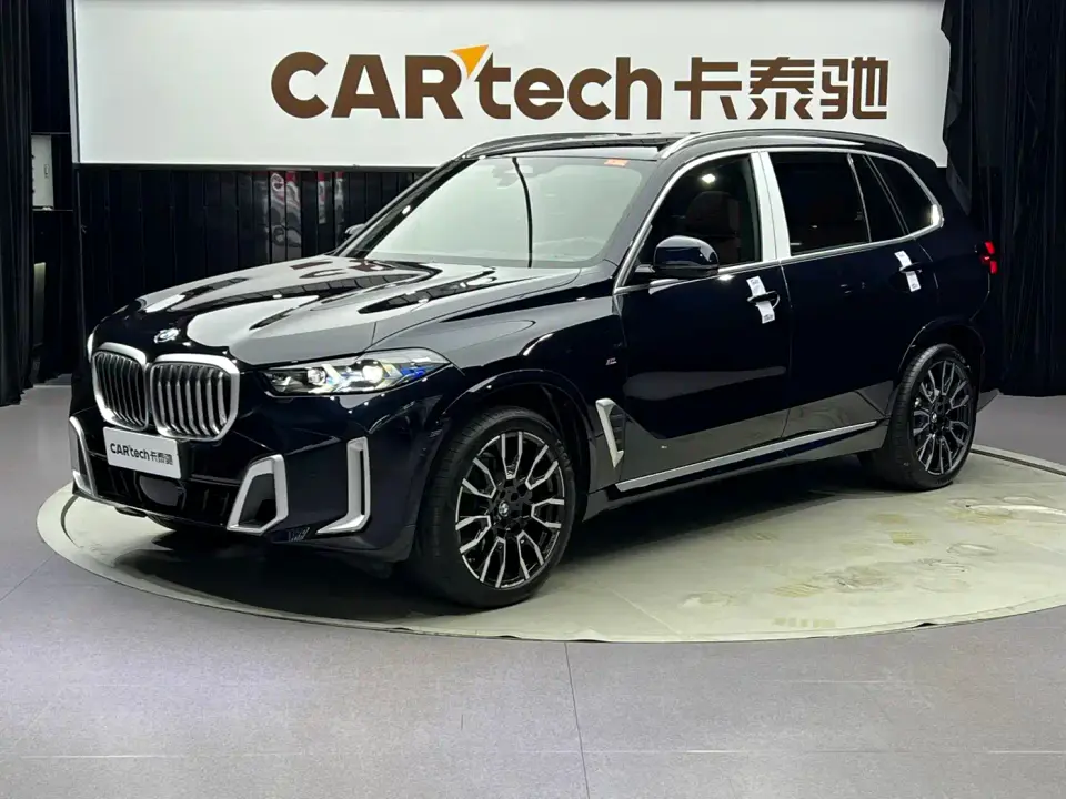 BMW X5 xDrive 40Li M Sport Package 2024
