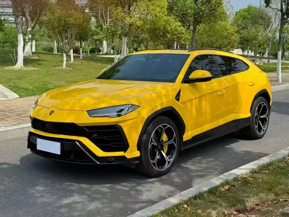 Lamborghini Urus 4.0T V8 2022