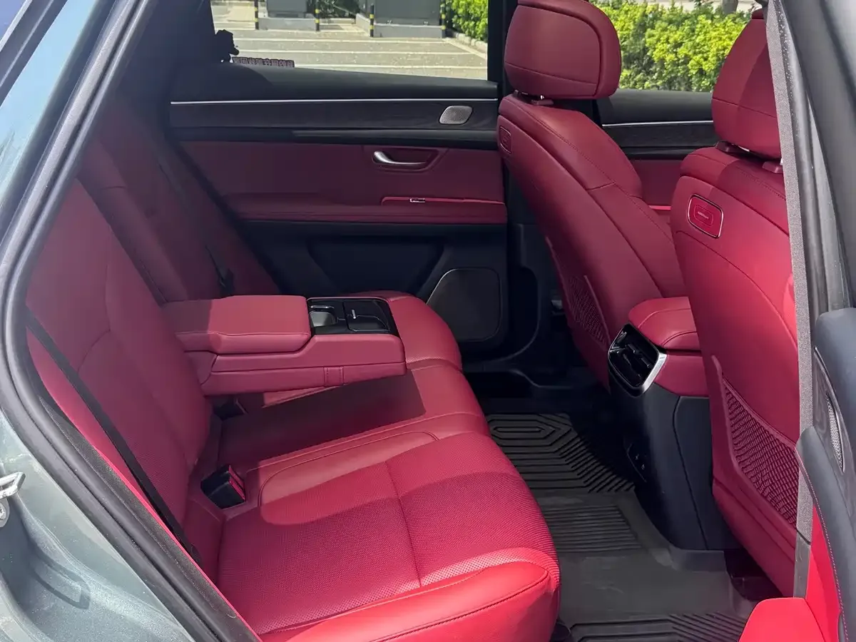 AITO Wenjie AITO M5 Extended Range RWD Smart Drive Edition 2023 — фото 16