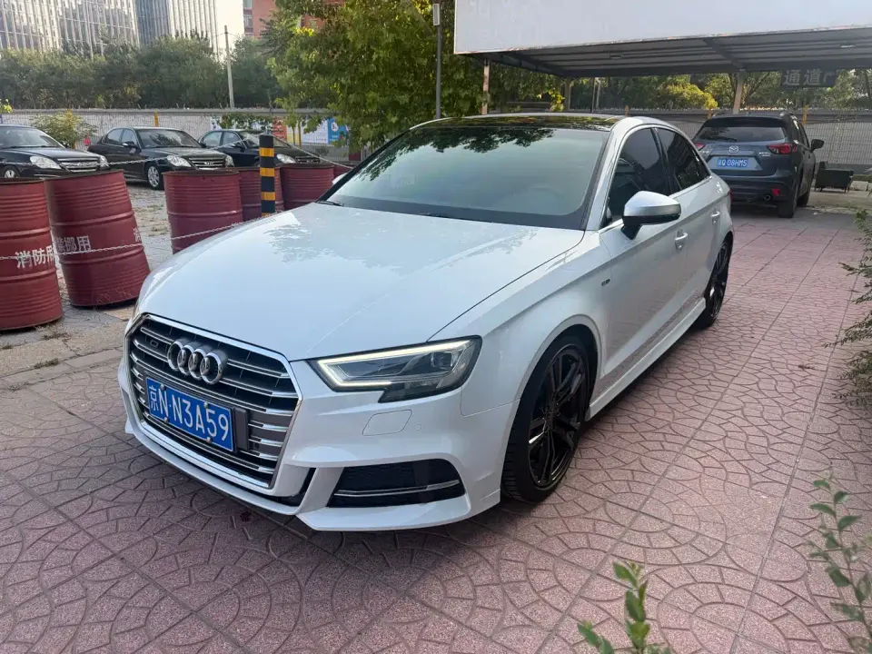 Audi A3 30th Anniversary Limousine 35 TFSI Sport 2019