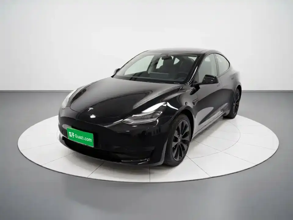 Tesla Model Y Rear-Wheel Drive Edition 2024