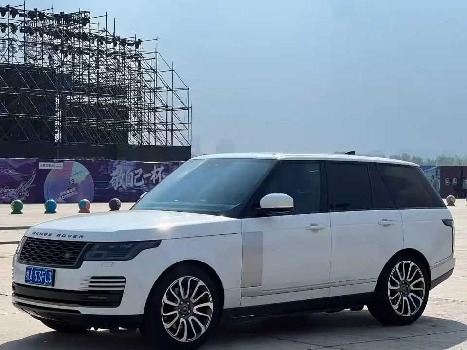 Land Rover Range Rover 3.0 L6 Golden Age Edition 2022