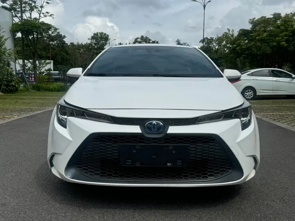 Toyota Levin Dual Engine 1.8H E-CVT Progressive Edition 2022
