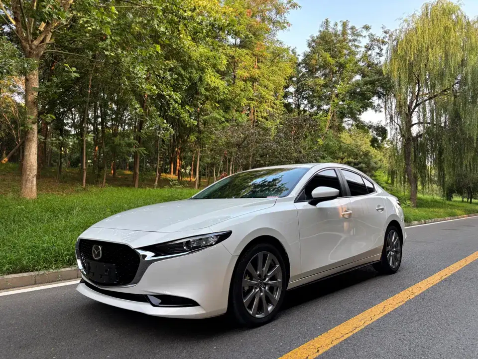 Mazda Mazda3 Axela 2.0L Automatic Wisdom Edition 2022