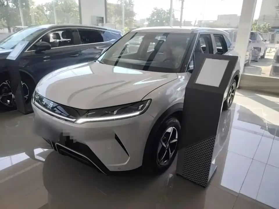 BYD Yuan UP 401KM Leading Edition 2024