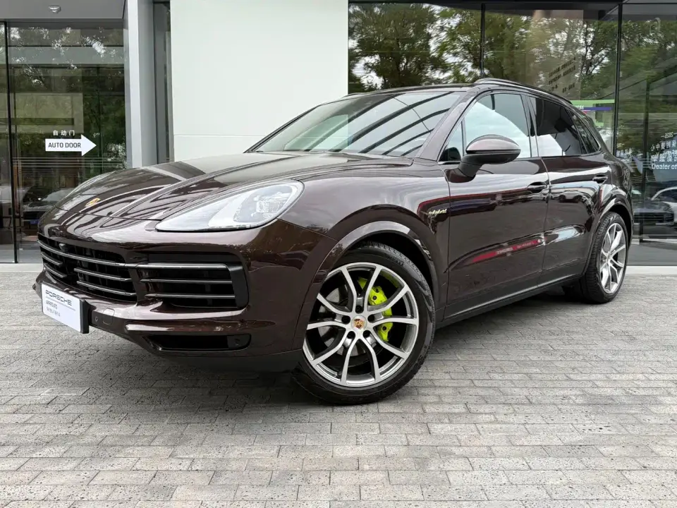 Porsche Cayenne New Energy Cayenne E-Hybrid 2.0T Platinum Edition 2023