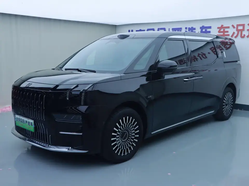 Zeekr 009 7-Seat Aisle AWD Version 108kWh 2024