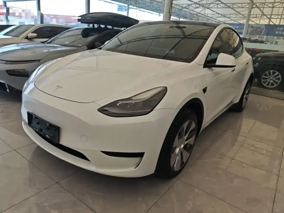 Tesla Model Y Facelift Rear-Wheel Drive Version 2023