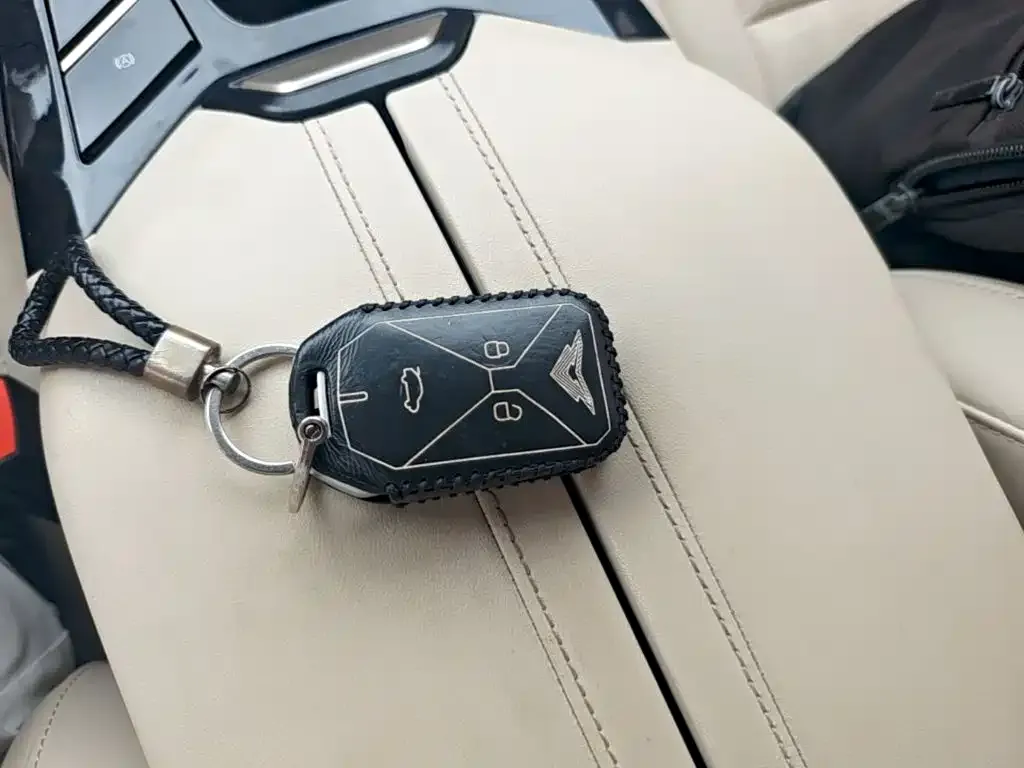 Cowin Kaiyi Kunlun NEV Kunlun iHD 150km Starry Sky Edition 2024 — фото 9