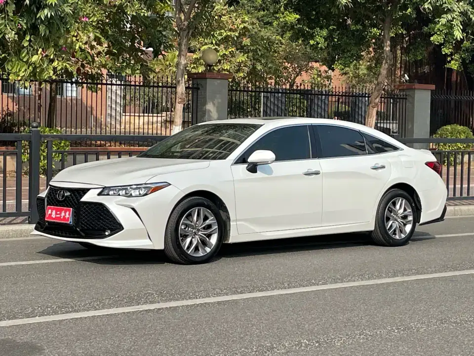 Toyota Avalon 2.5L Luxury Edition 2022