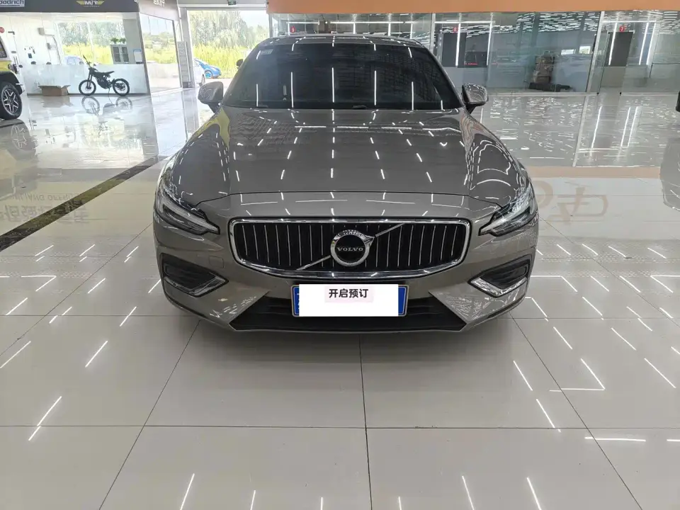 Volvo S60 T4 Smart Elite Luxury 2021