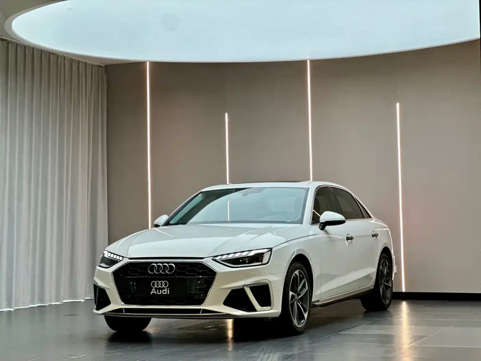 Audi A4L 40 TFSI Fashion Dynamic Edition 2021