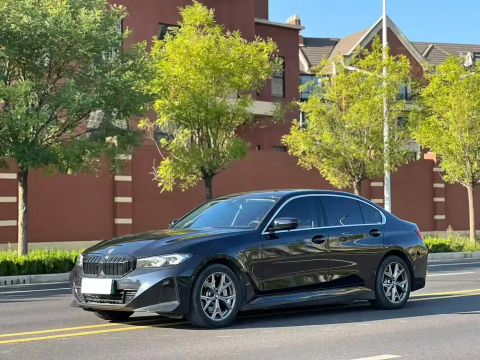 BMW i3 eDrive 35 L 2023